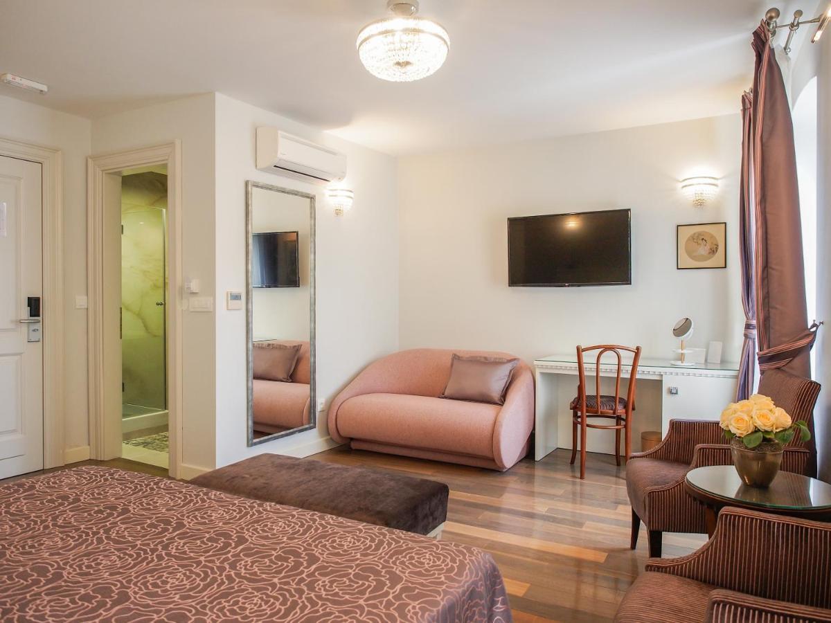 Devecchi Rooms Hvar Town Exterior photo
